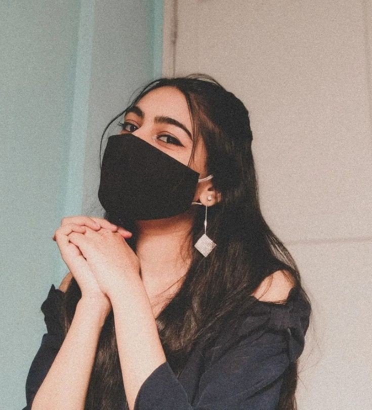 Stylish mask girl Pic