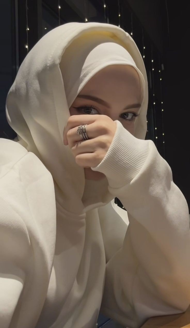 hijab girl dp