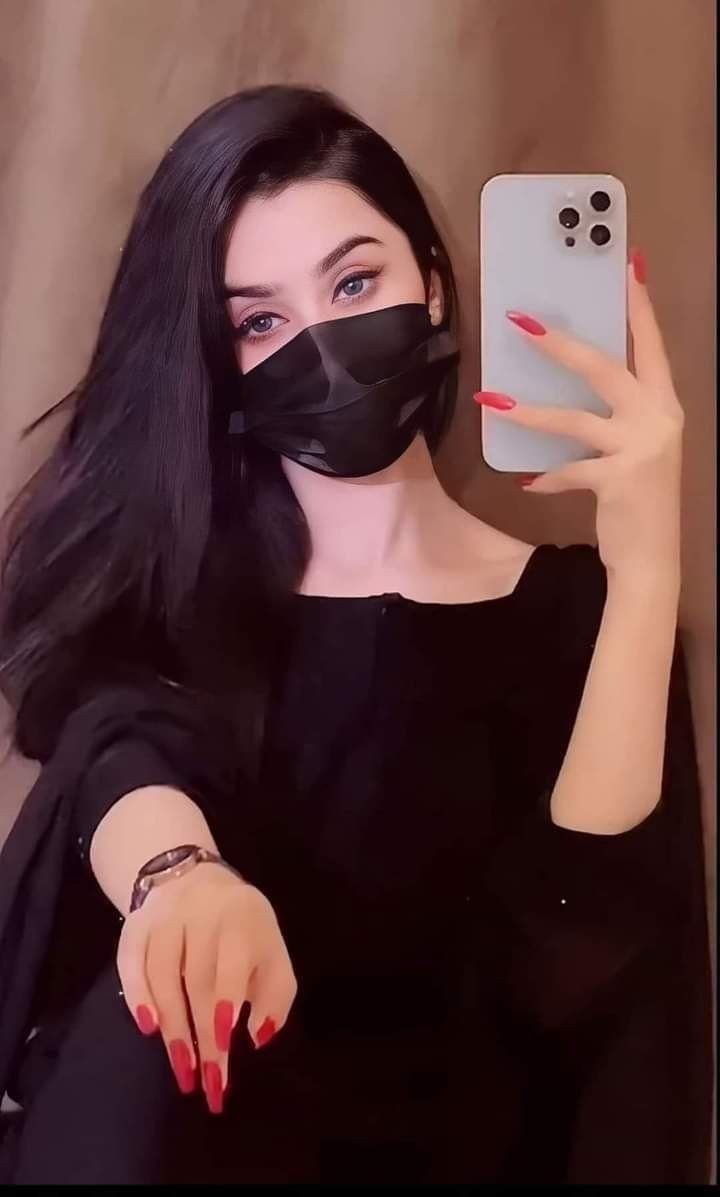 mask girl dp