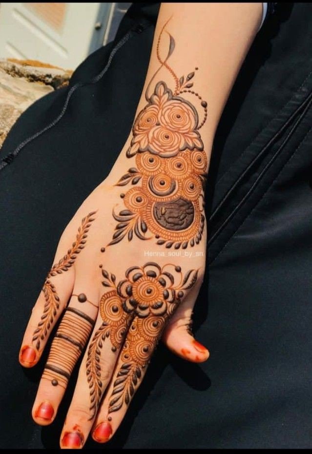 mehndi designs