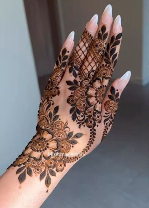 mehndi designs