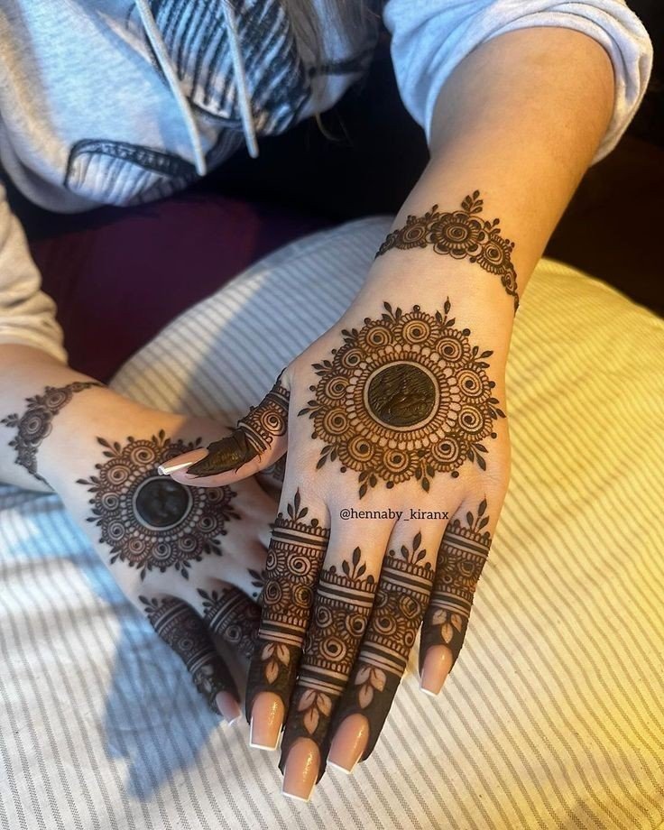 simple mehndi design