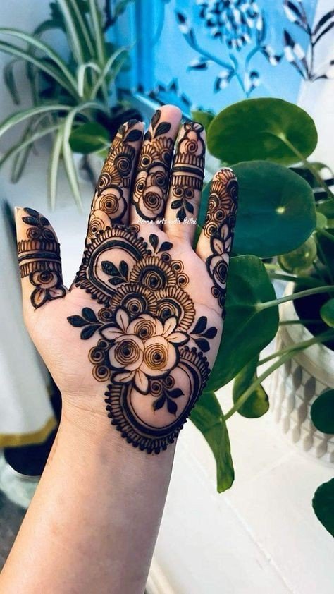 simple mehndi design for girls